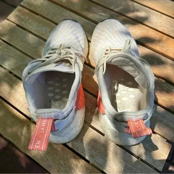 Adidas NMD R2 Women’s Shoes Running Shoes Sneakers Beige Peach‎ Size 5 - Picture 5 of 7